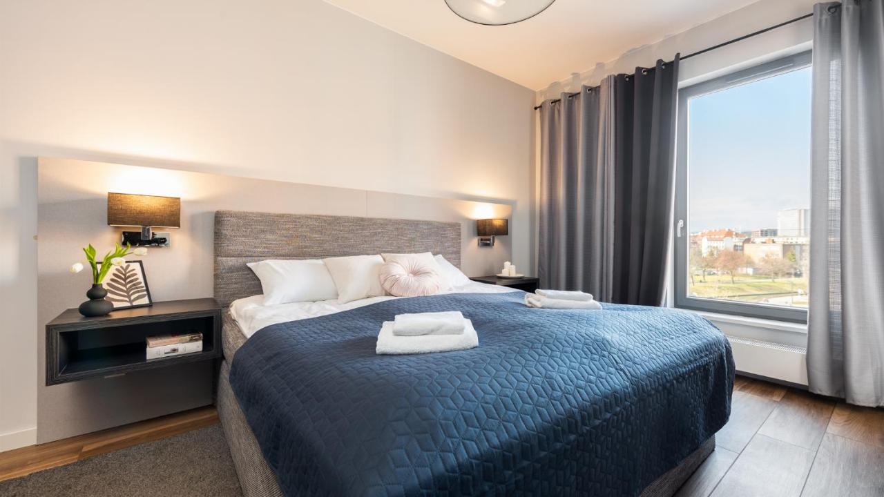 Flatbook - City Center Apartments Brabank With Parking Gdańsk Extérieur photo