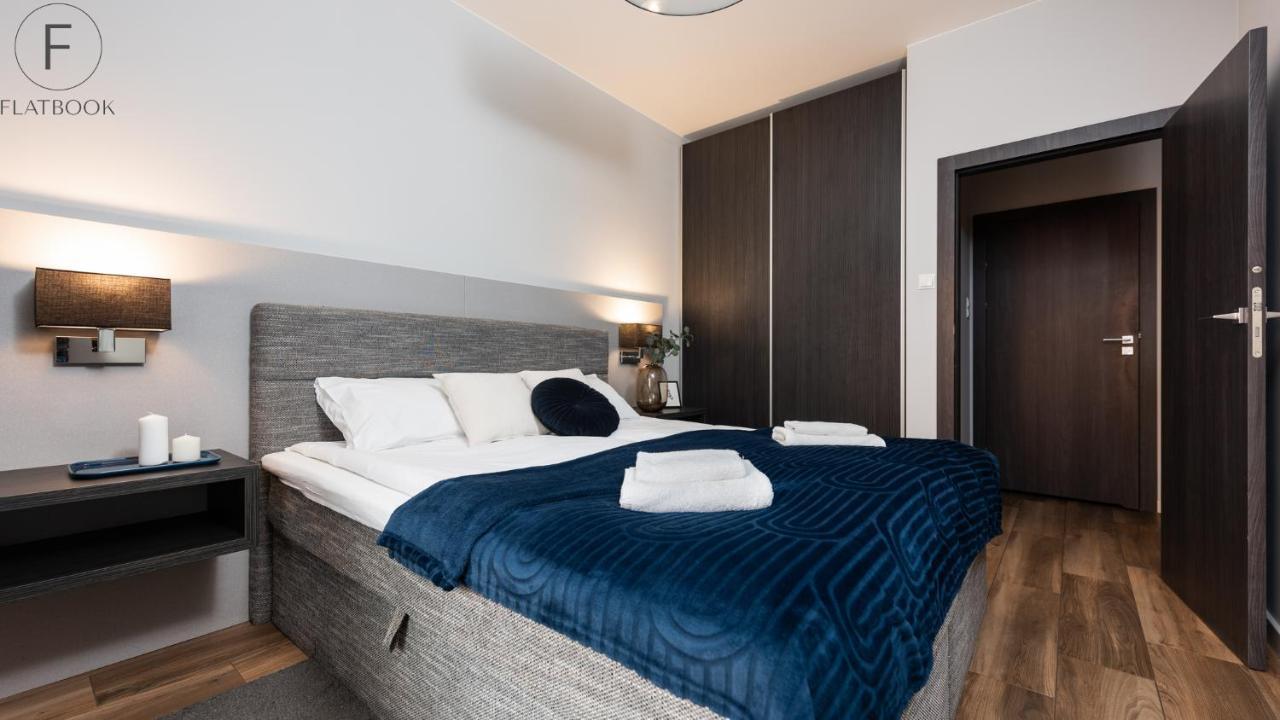 Flatbook - City Center Apartments Brabank With Parking Gdańsk Extérieur photo