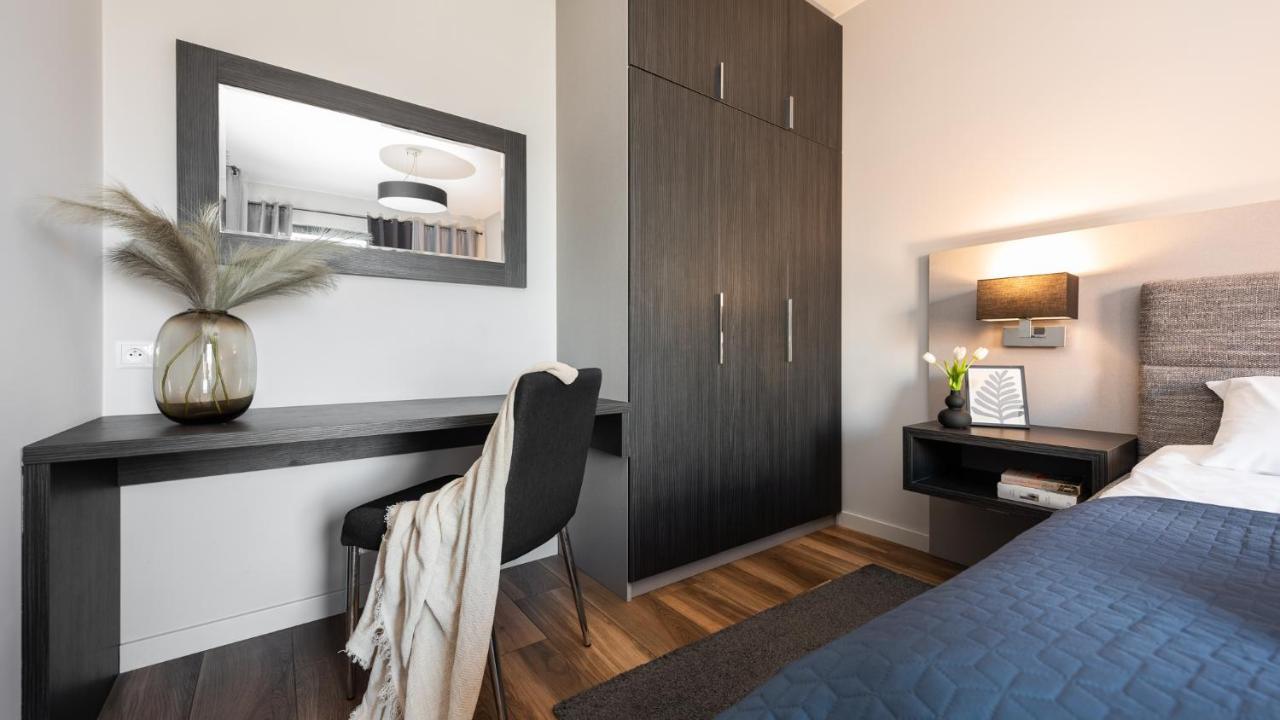 Flatbook - City Center Apartments Brabank With Parking Gdańsk Extérieur photo